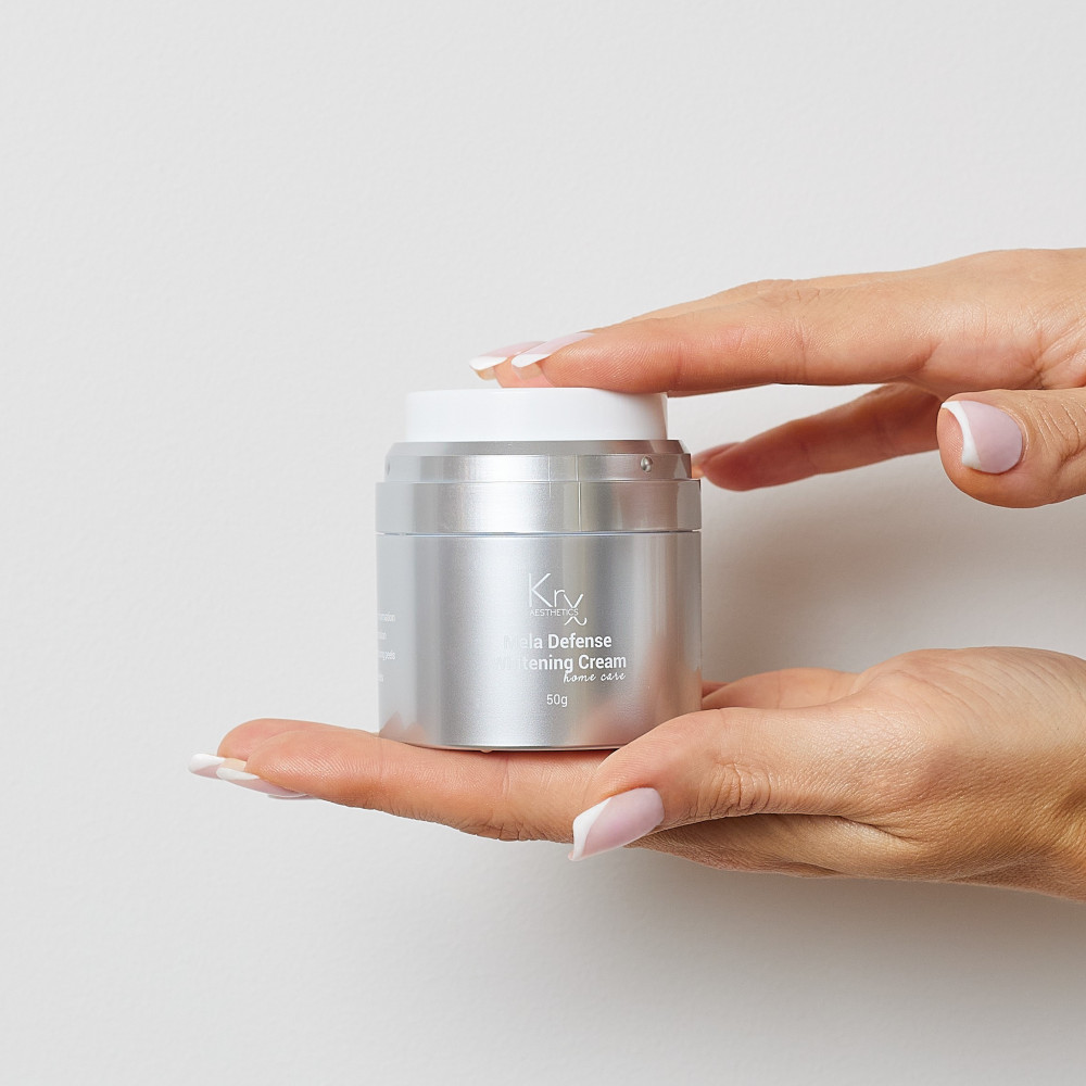 Mela Defense Whitening Cream - Осветляющий крем для защиты кожи